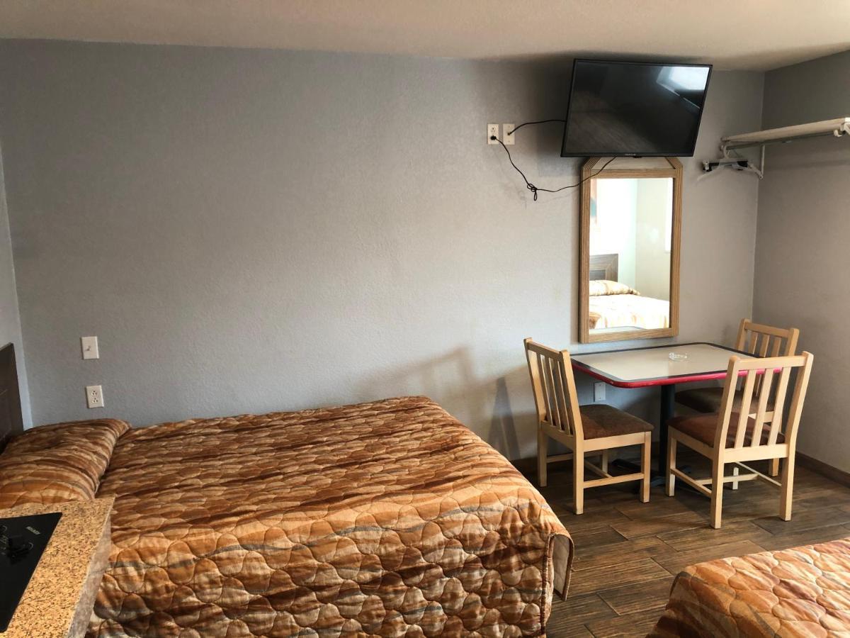 Budget Inn Kingsville Bagian luar foto